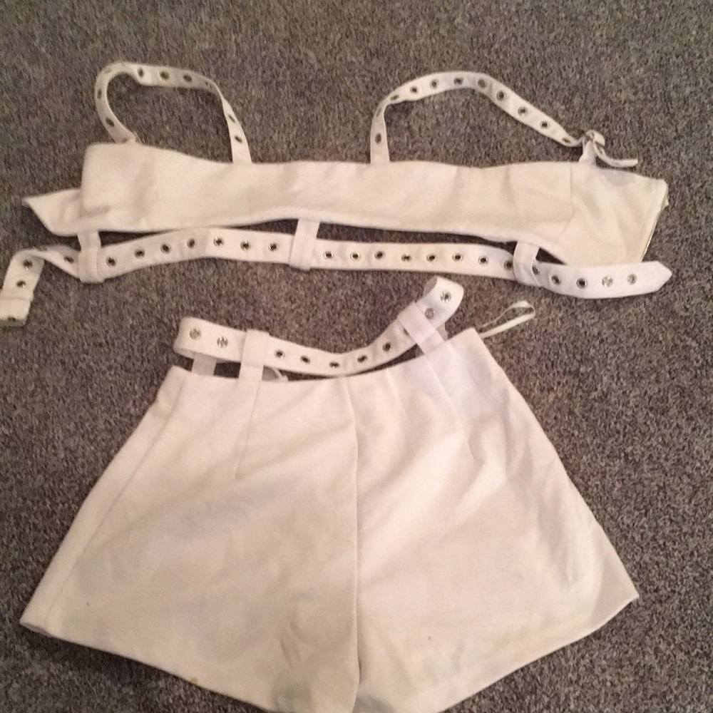 Millau White Two-Piece Set